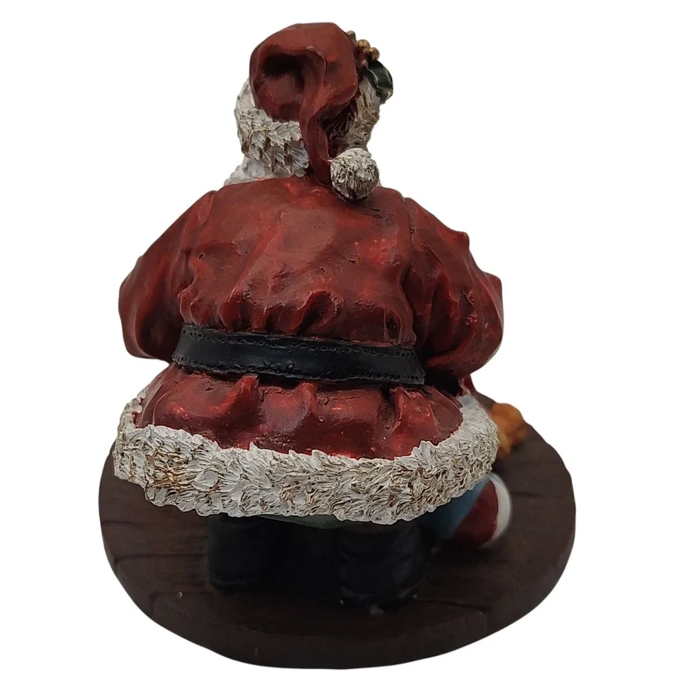 Winterland Collection Christmas Figurine Santa with Boy and Bear Resin‎ 1997
